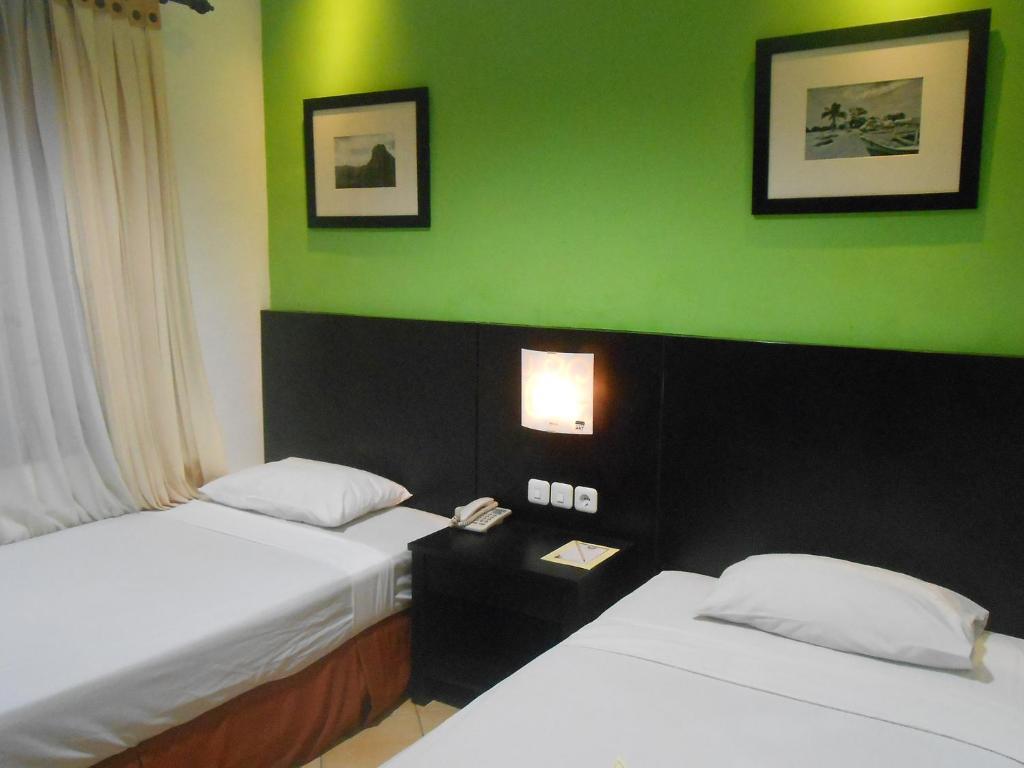 Lotus Garden Hotel Kediri  Chambre photo